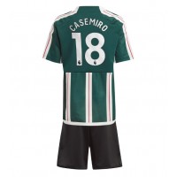 Manchester United Casemiro #18 Fotballklær Bortedraktsett Barn 2023-24 Kortermet (+ korte bukser)